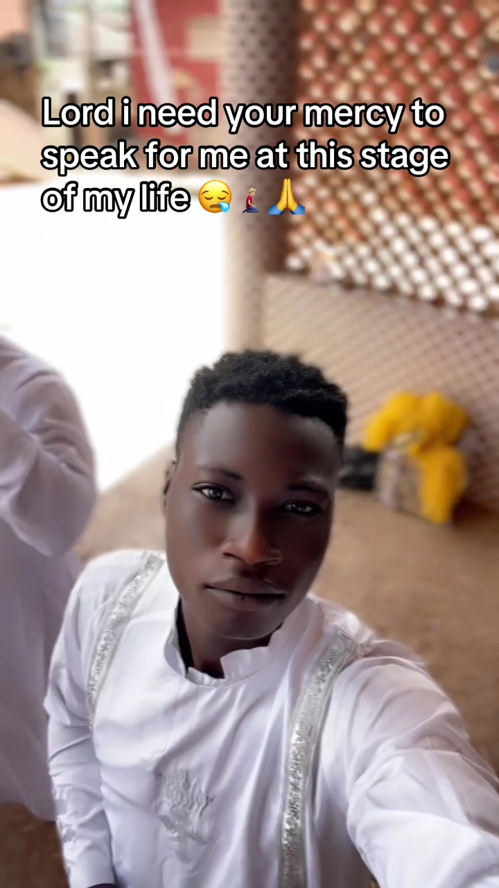 @Mr.AYODEJI