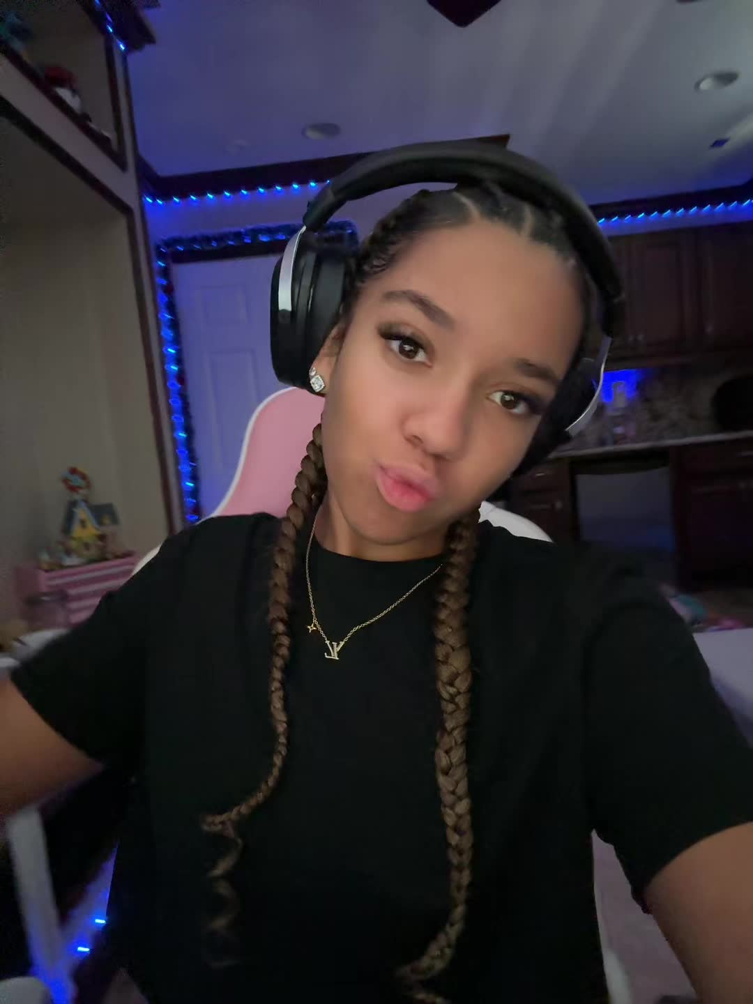 @J