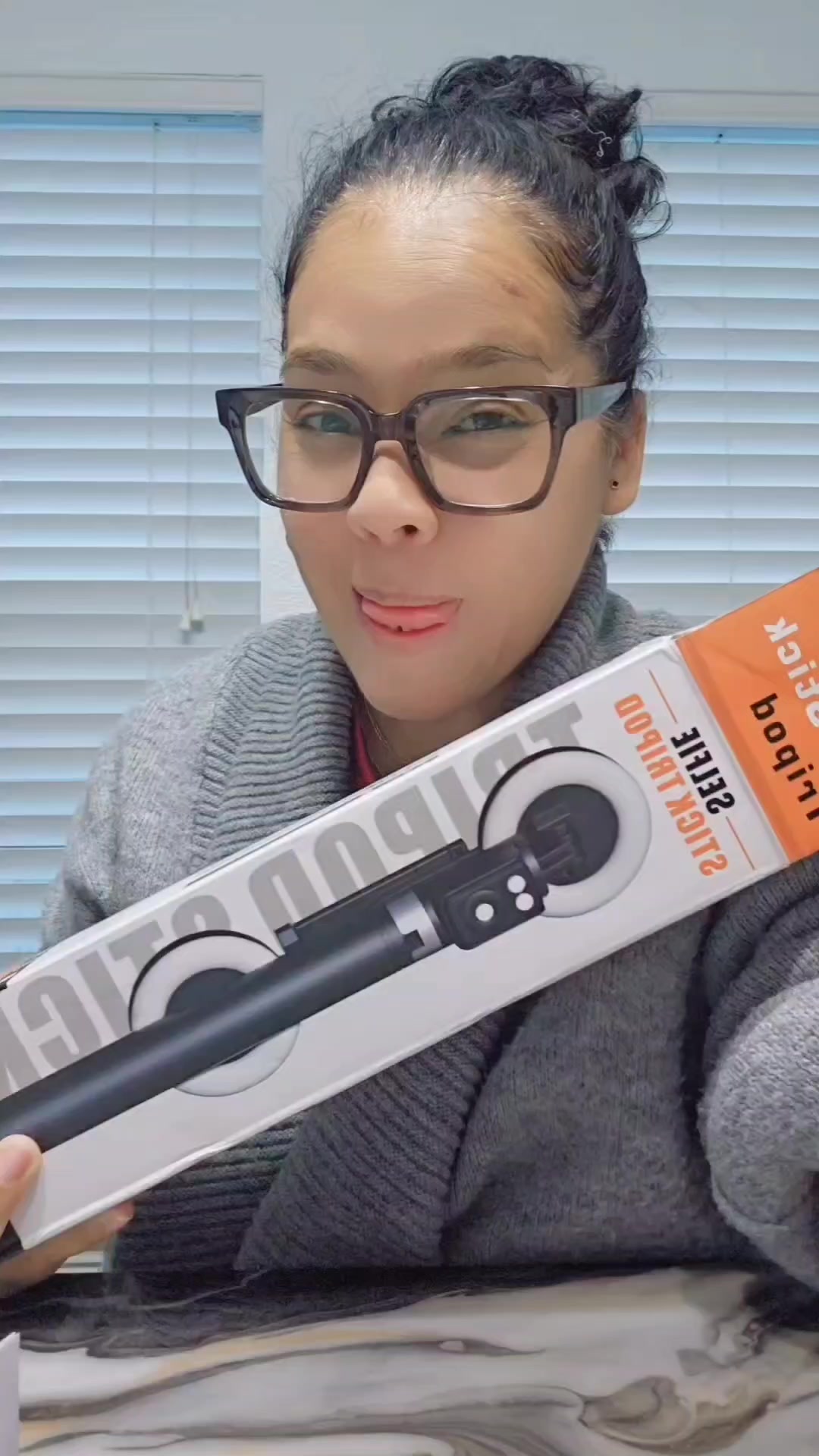 @Yadiranegron