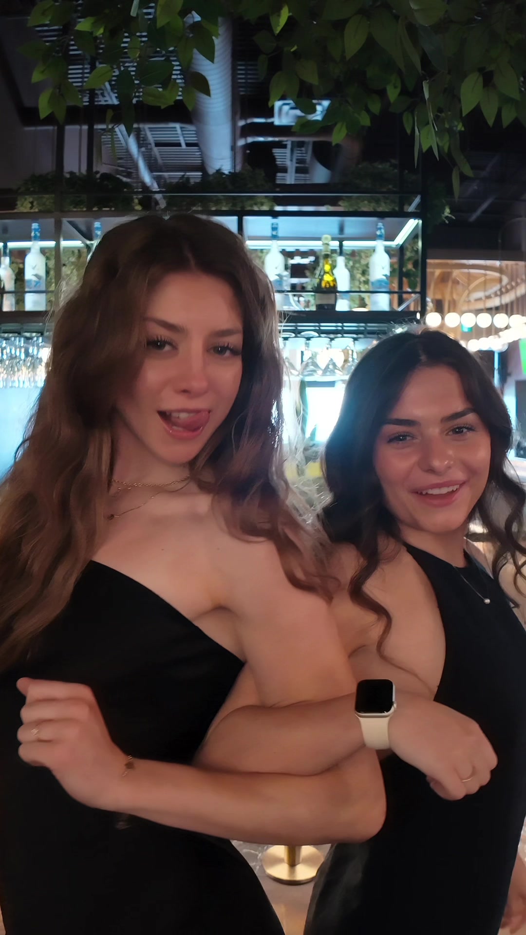 @LaraSauro