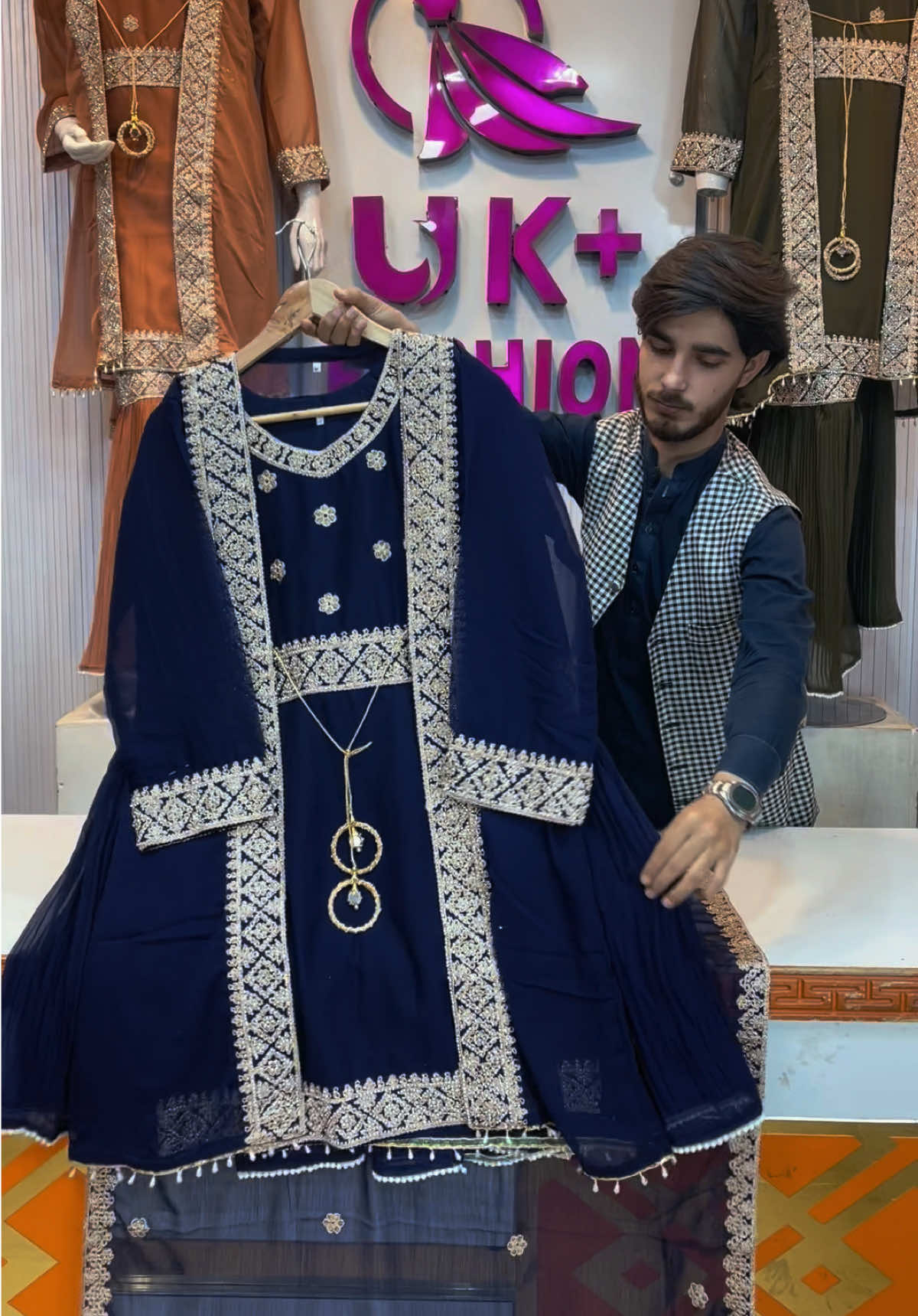 @UK+Fashion