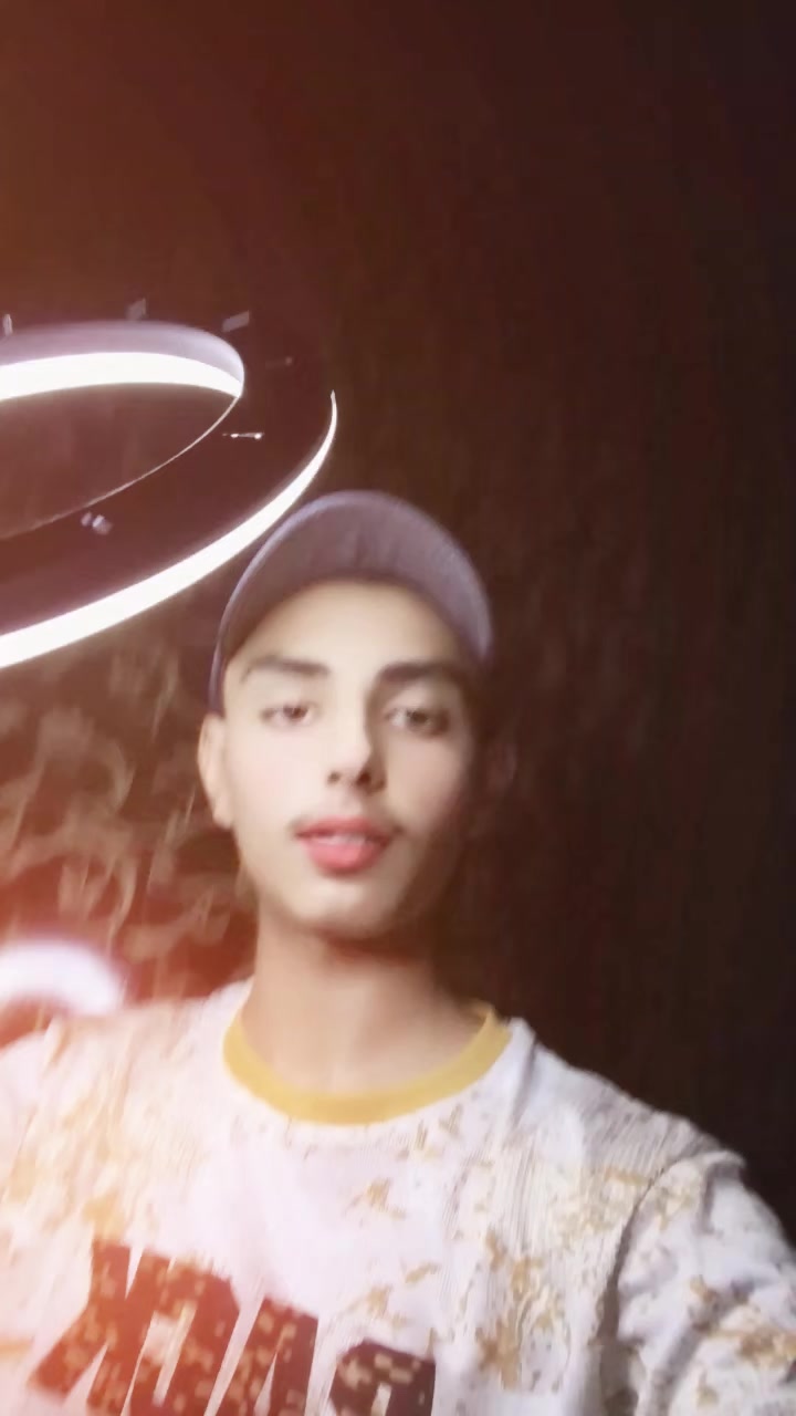 @💫AWAIS✨