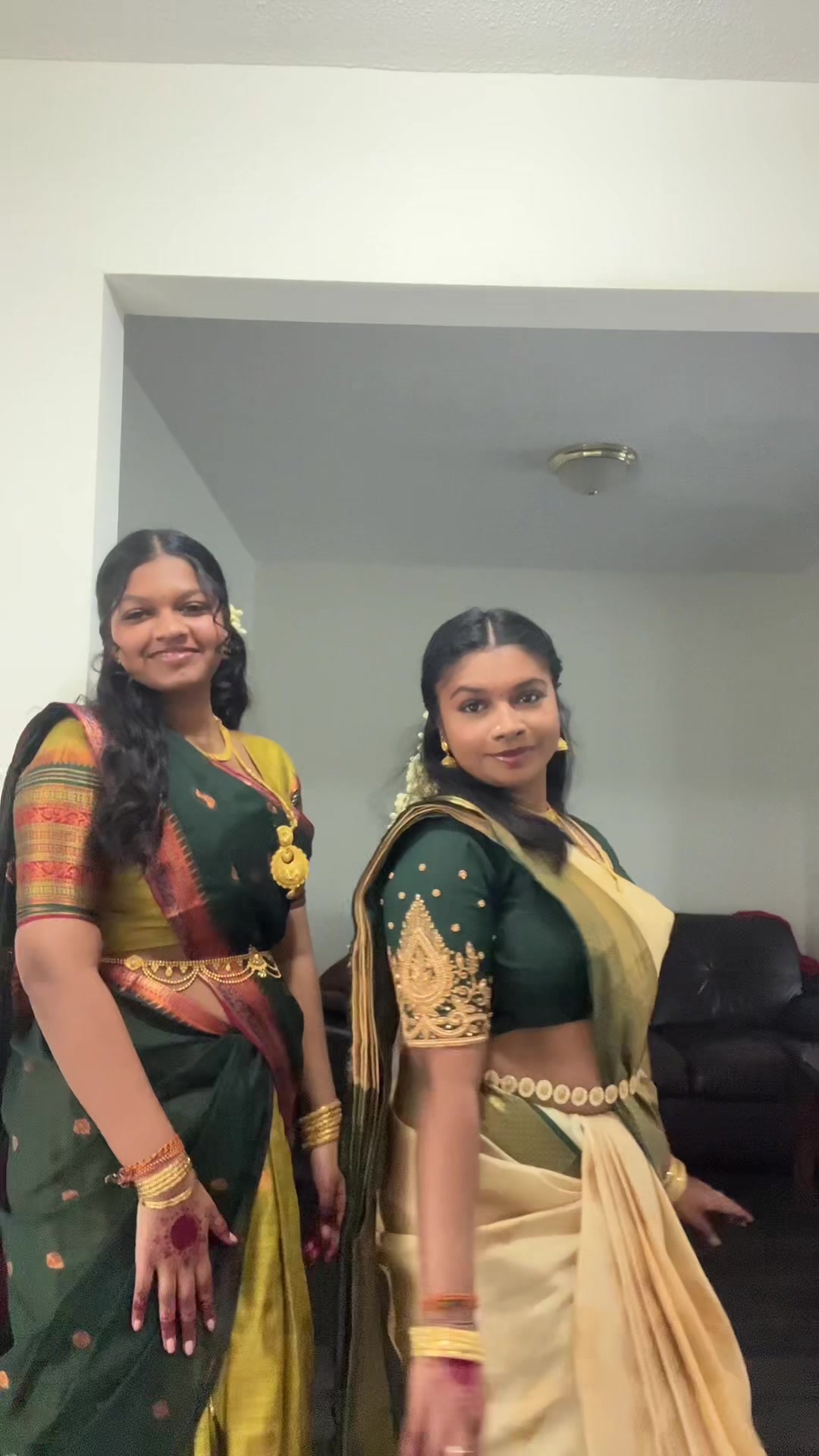 @Nivashiniii 💕