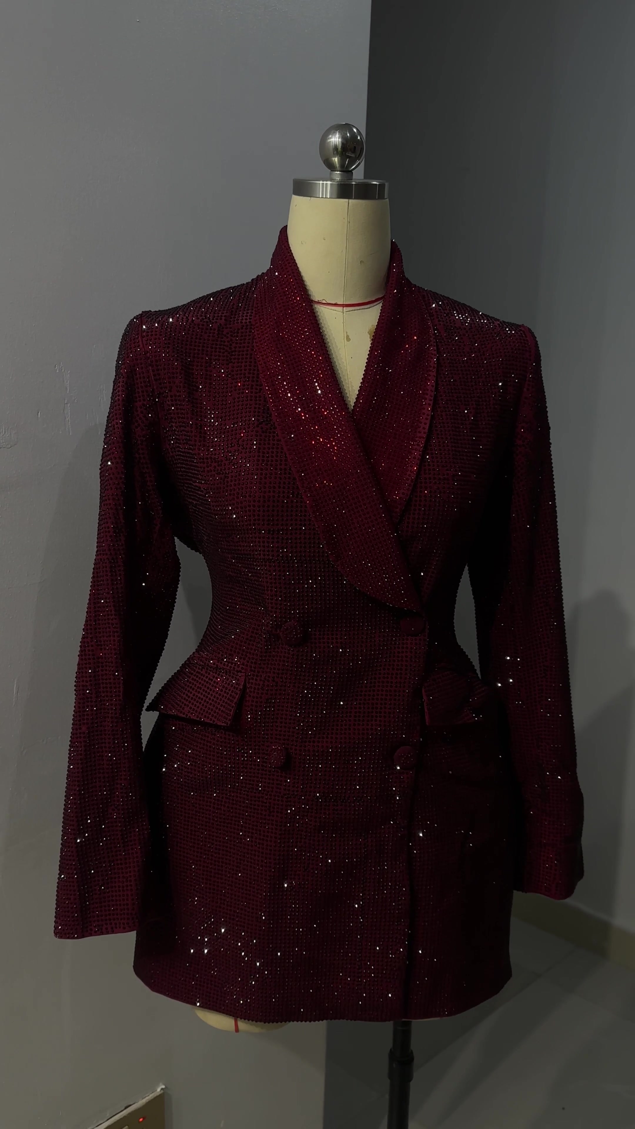 @WOMEN SUITS IN NIGERIA ✂️