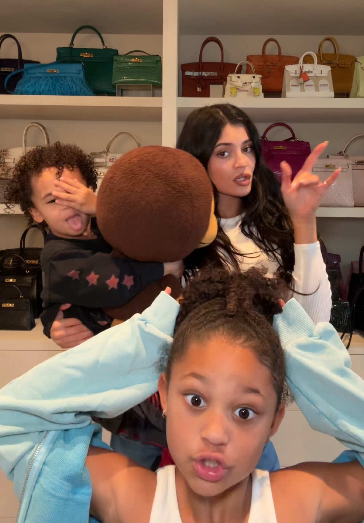 @Kylie Jenner