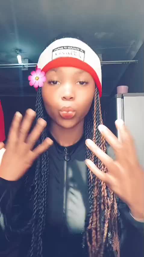 @She's_NOBUHLEY