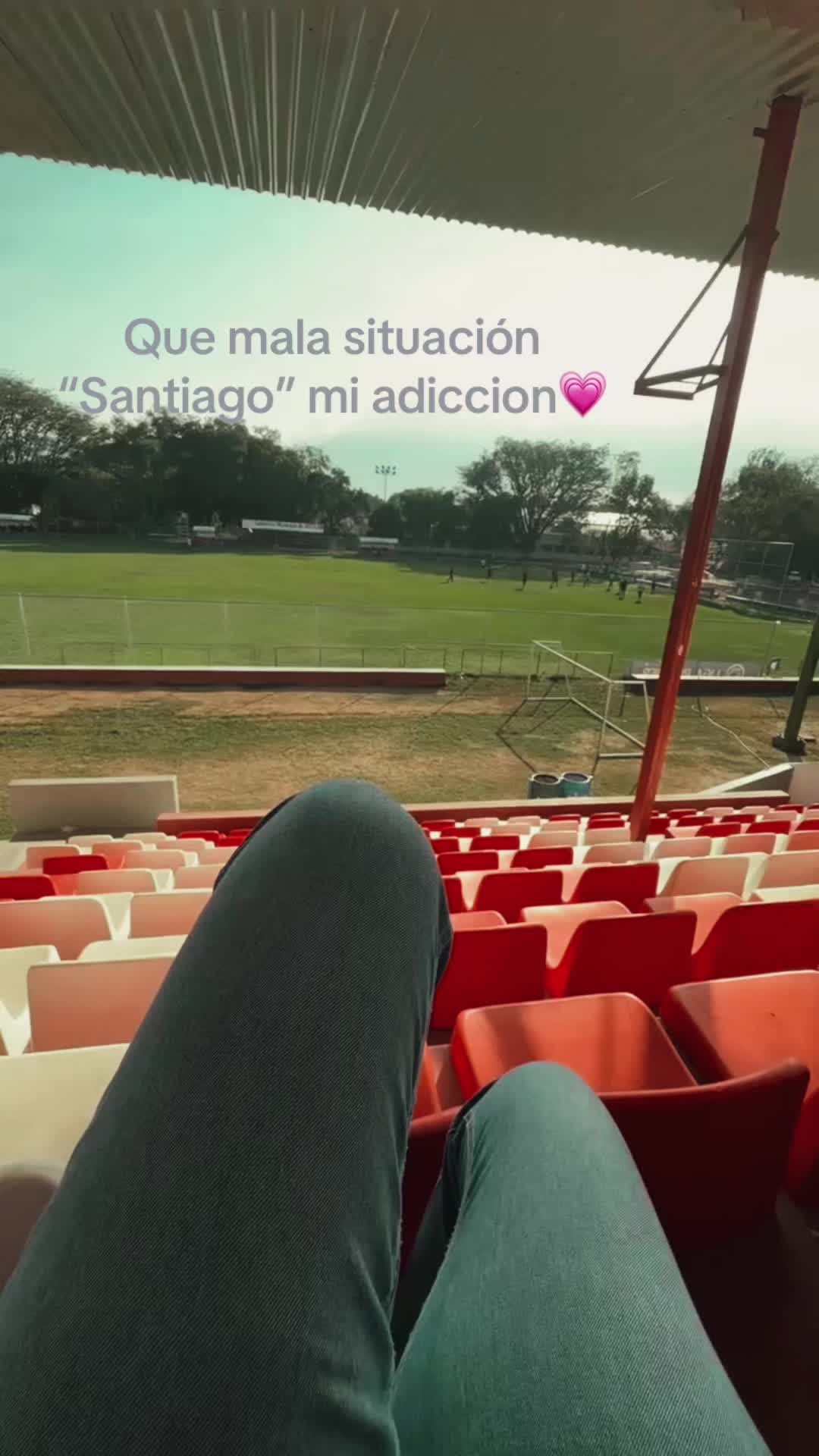 @Santi🤍💗