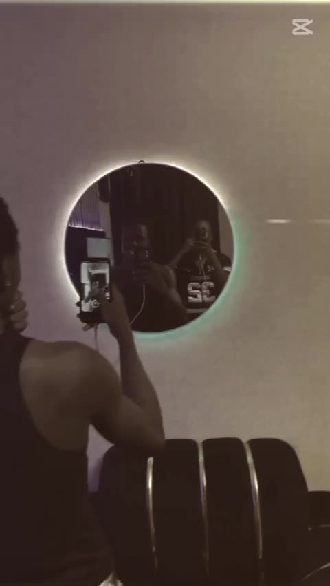 @MICRON🎙️🖤