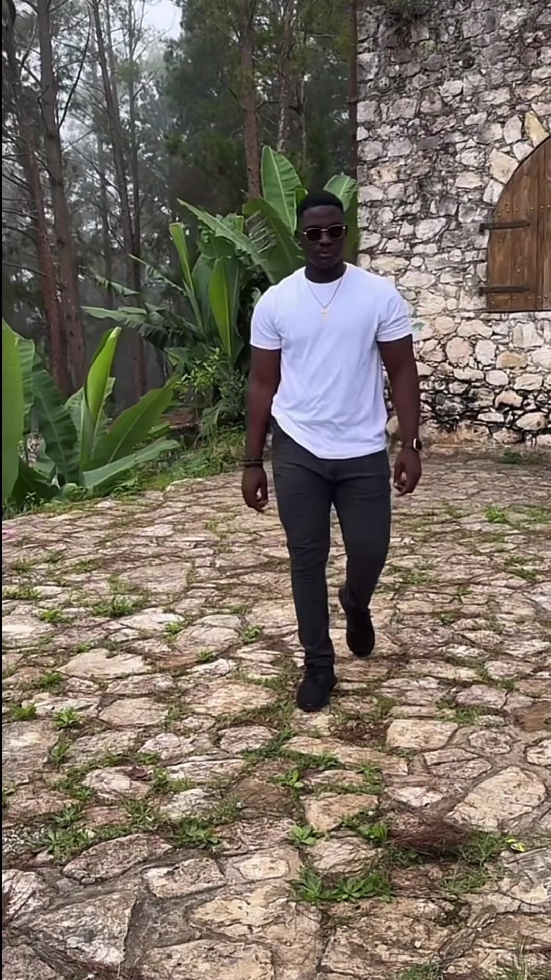 @Y A N I K⚜️