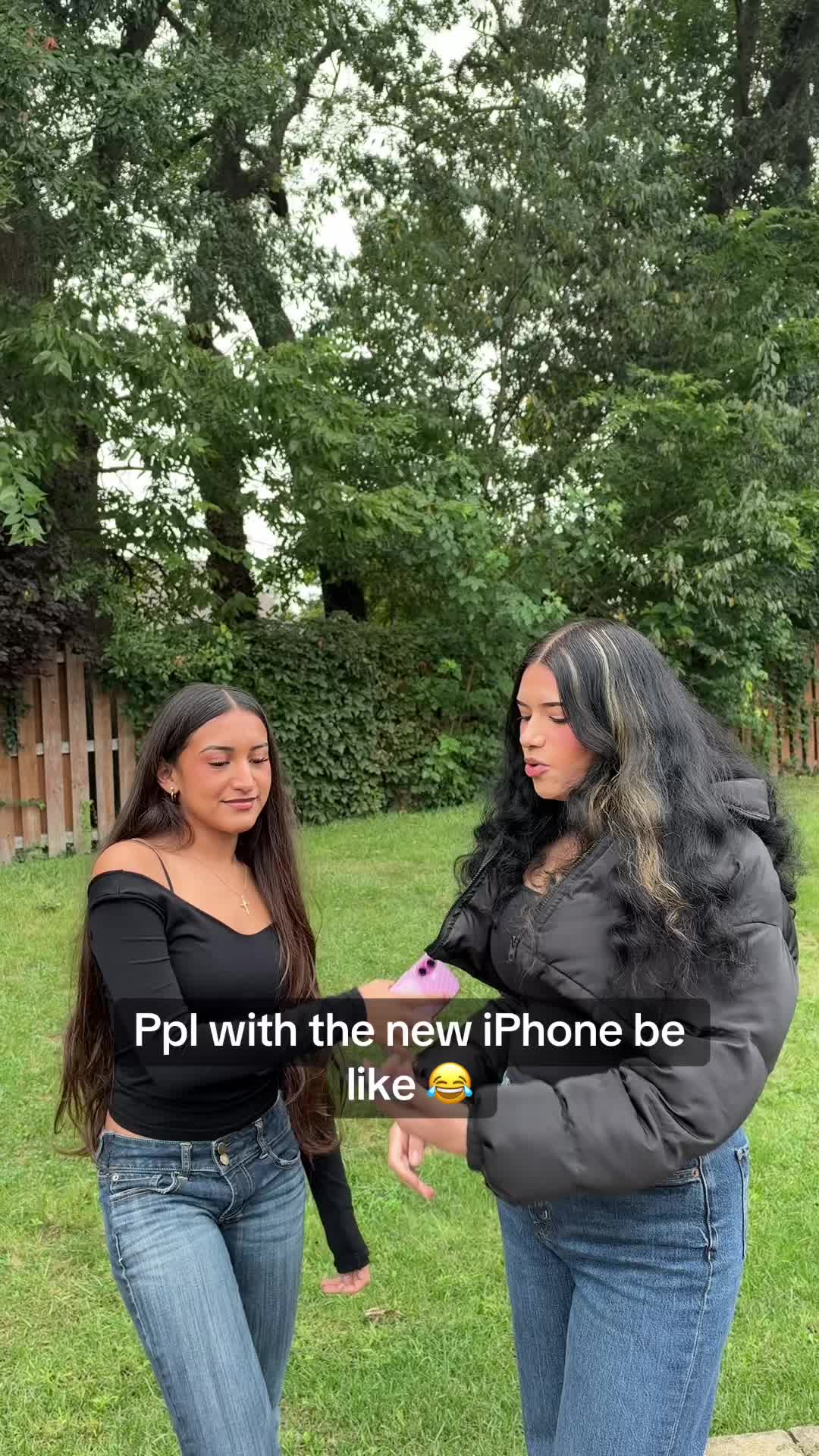 @Hermanas&ensp;V