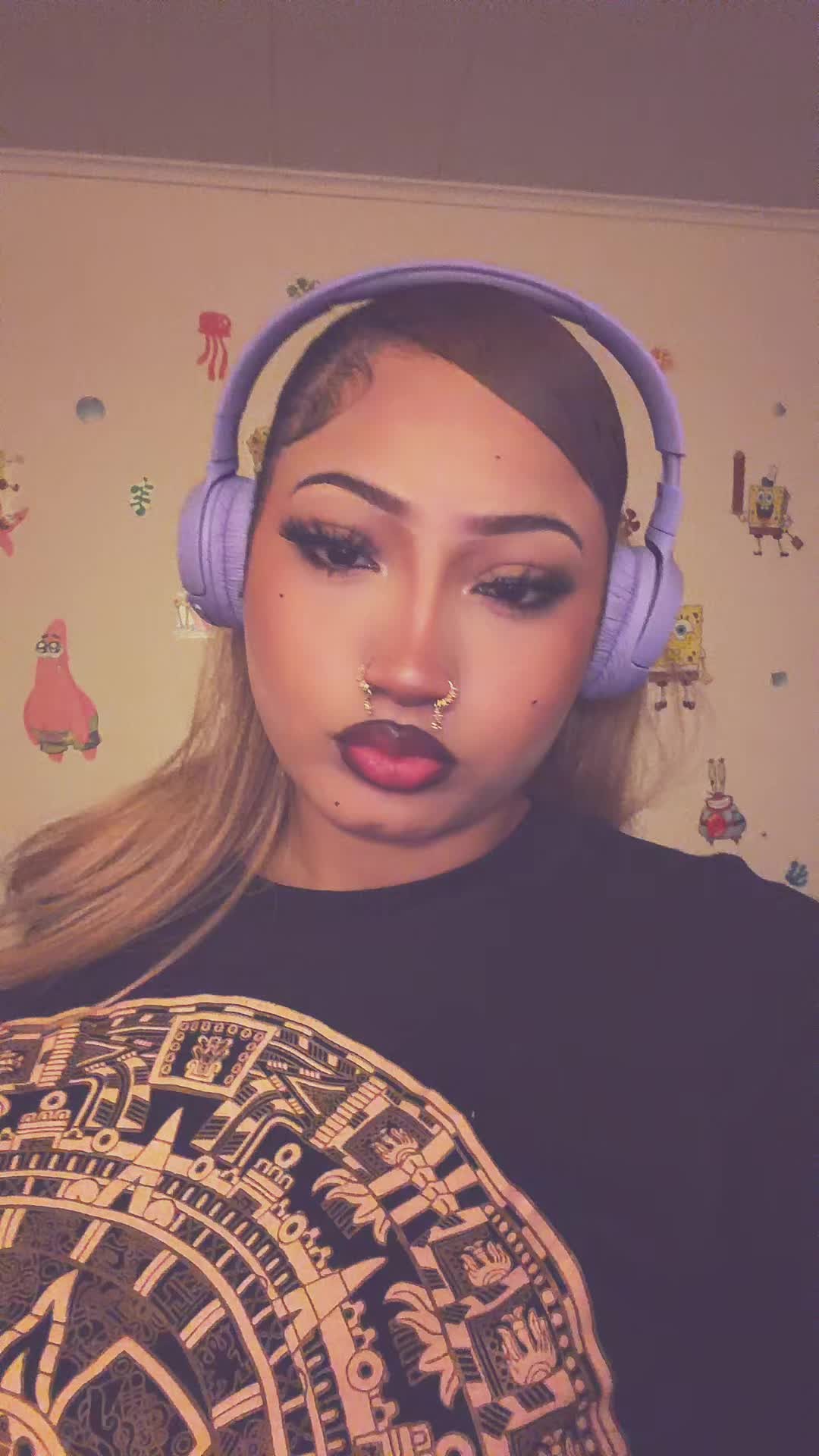 @HotdogHotdog22