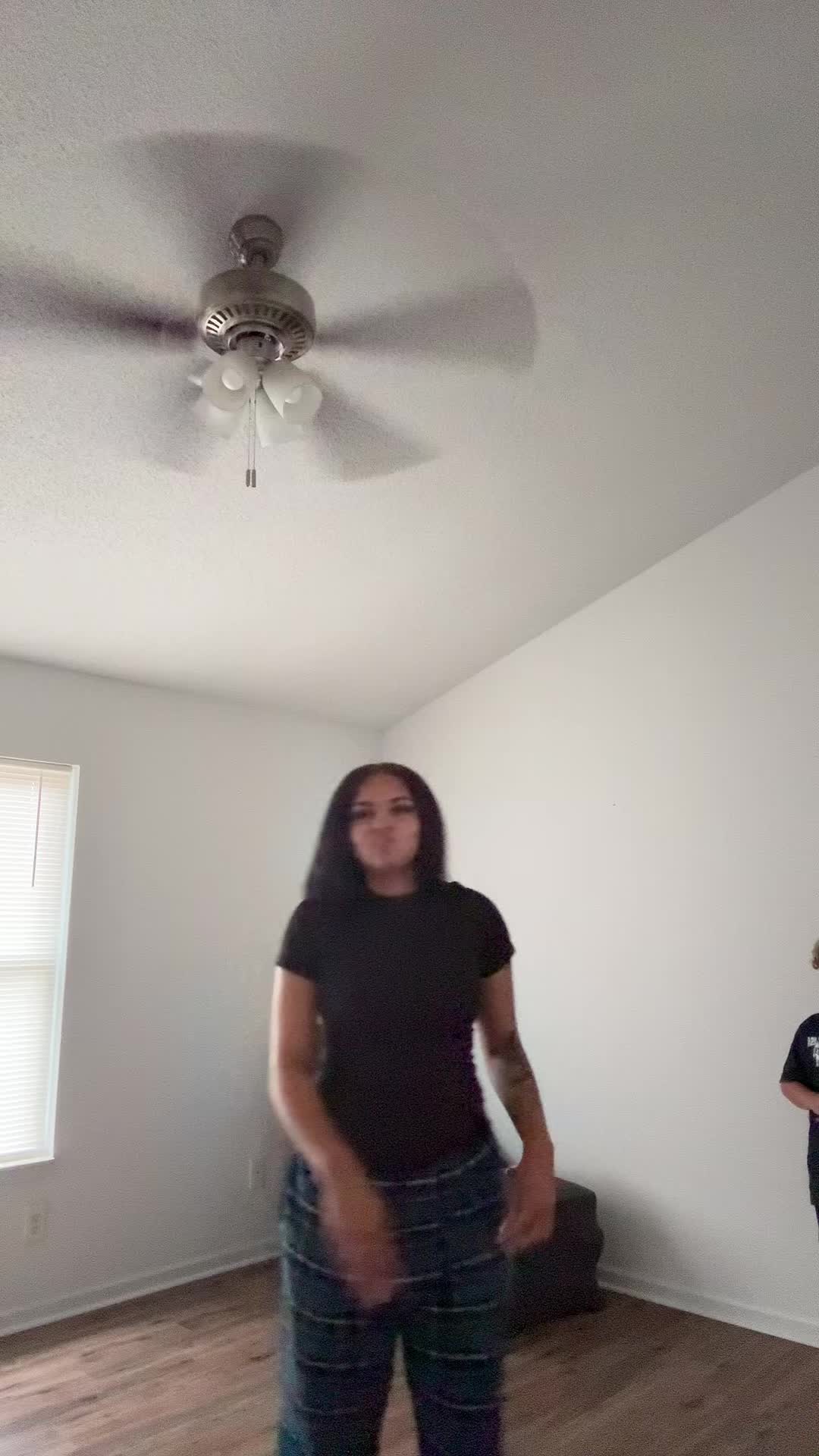 @Kj💕