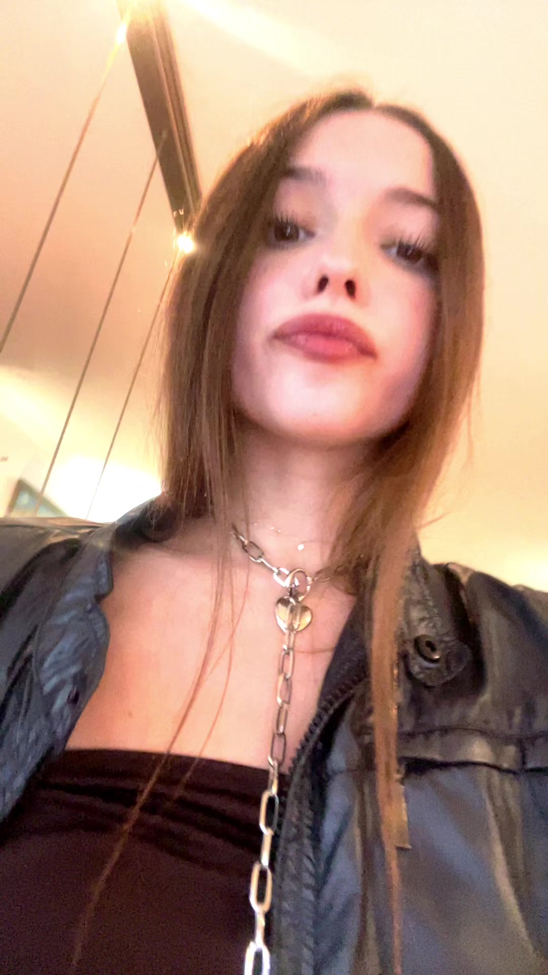 @__laraa