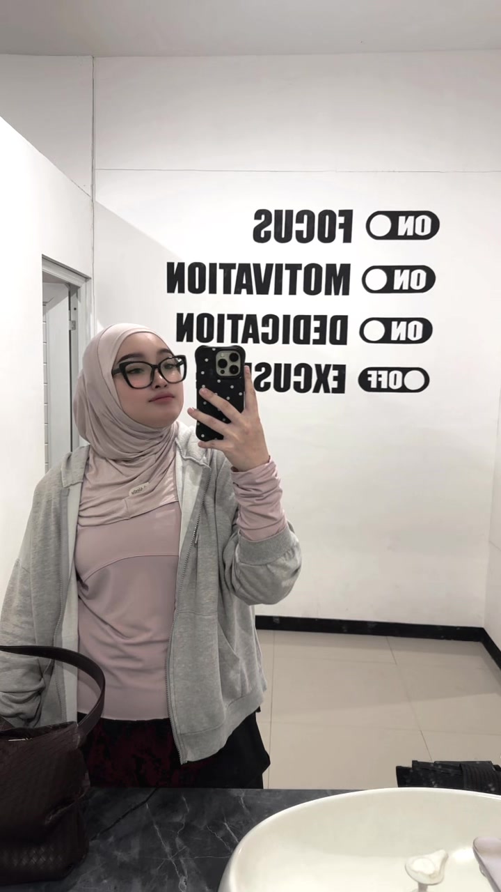 @AR🕊️