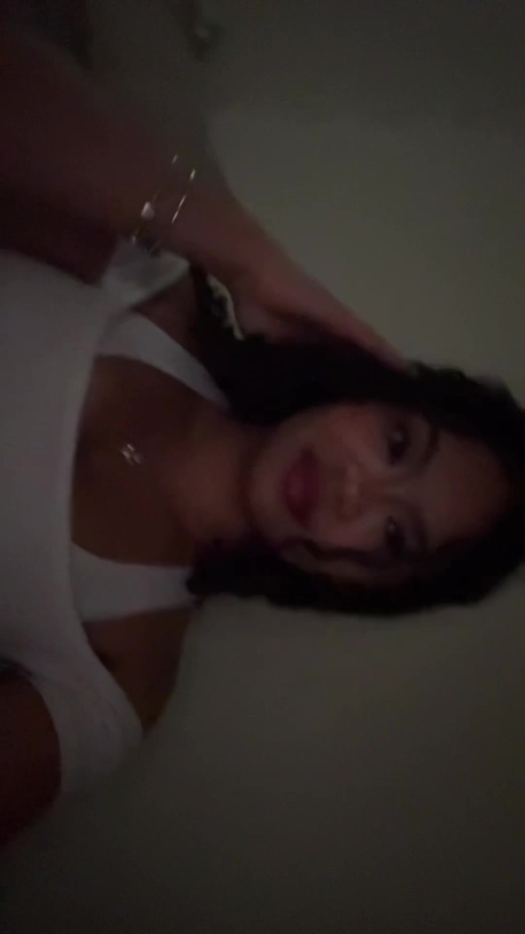 @Jully_&euro;