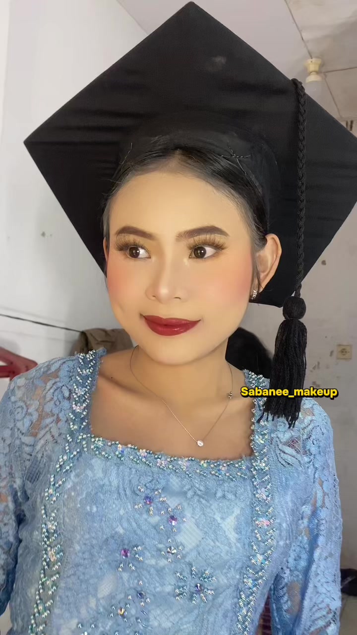 @Risweni Sirait-MUA
