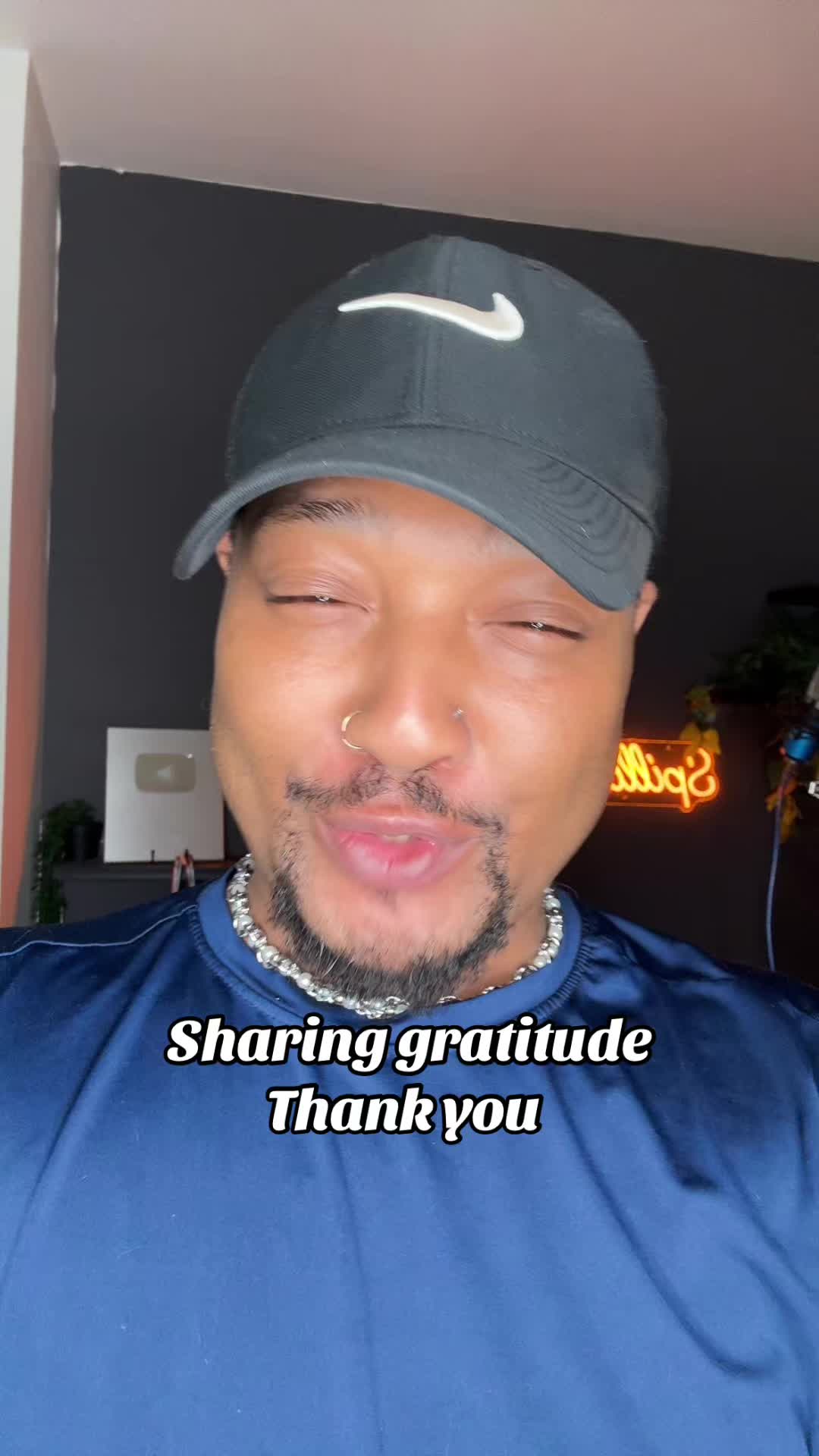 @Spillingteawithjaybee