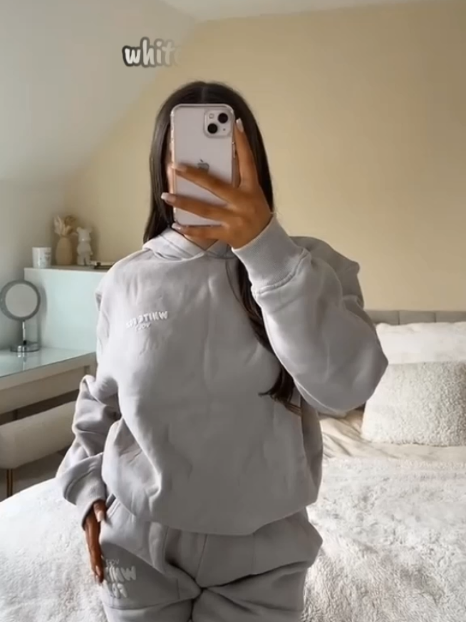 @katherinefinds