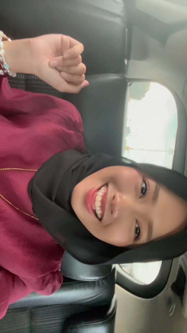@Anak Kucing •
