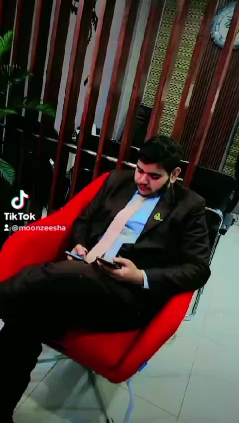 @Moon Zeeshan