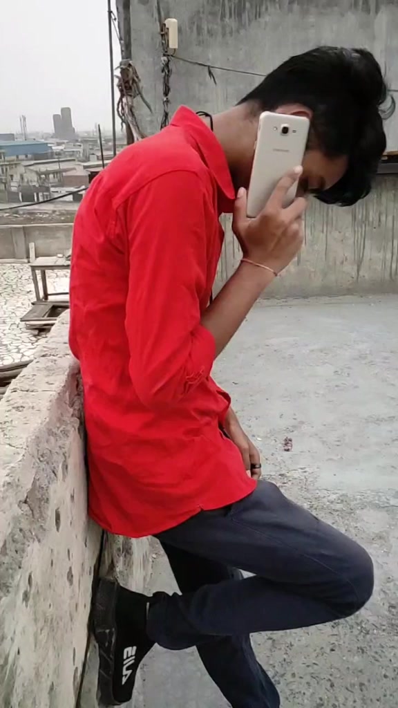 @ਹਿਮਾਂਸ਼ੂ🖤