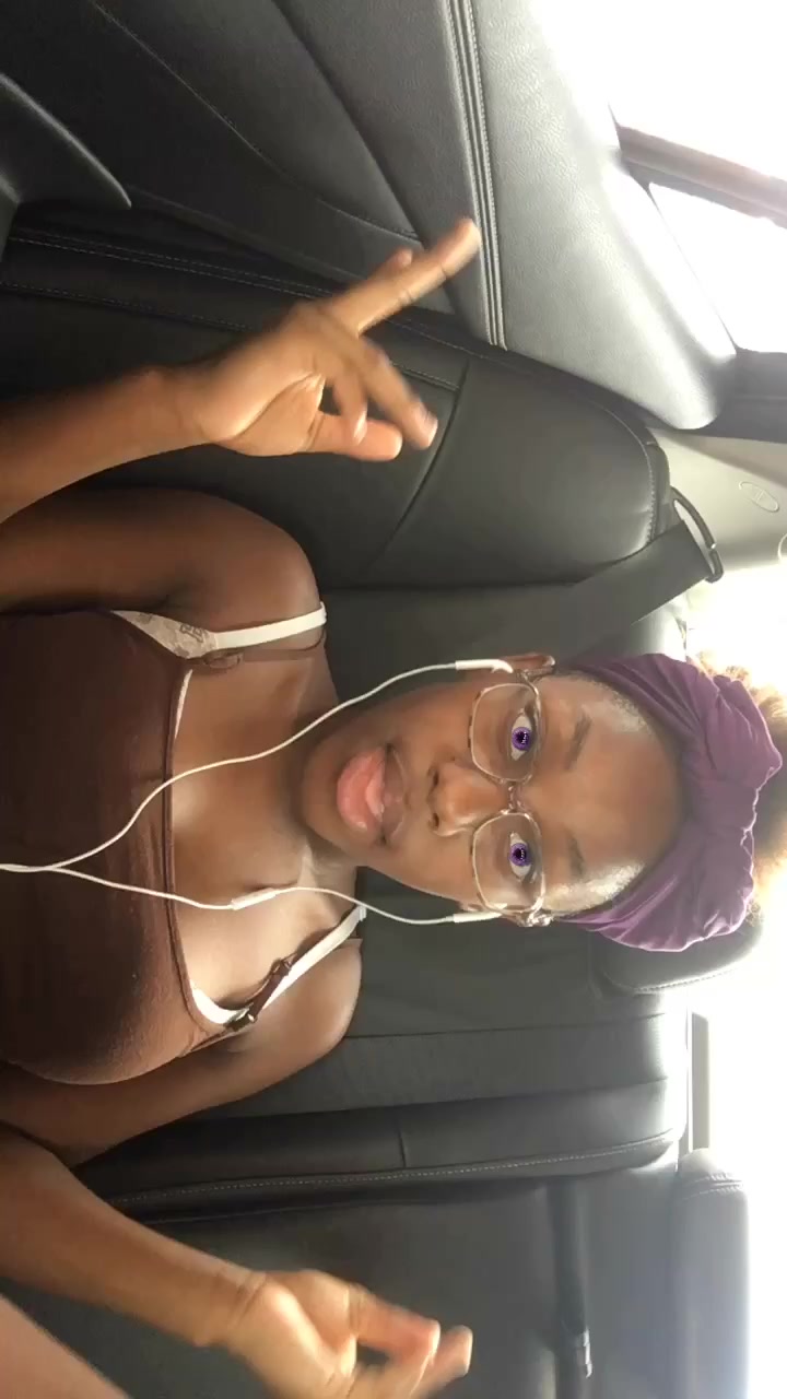 @M💍E💍L💍I💍C💍I💍A