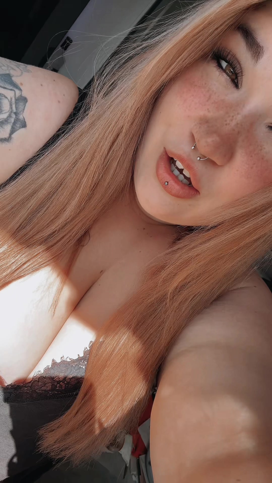 @Sam✨🖤