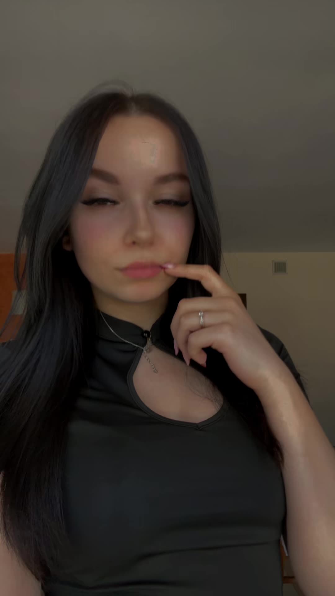 @astrycharxzyk
