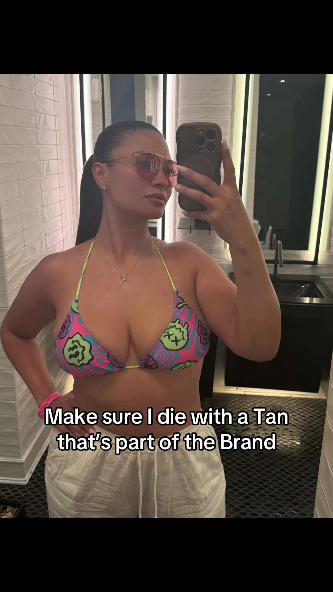 @bebatheedon