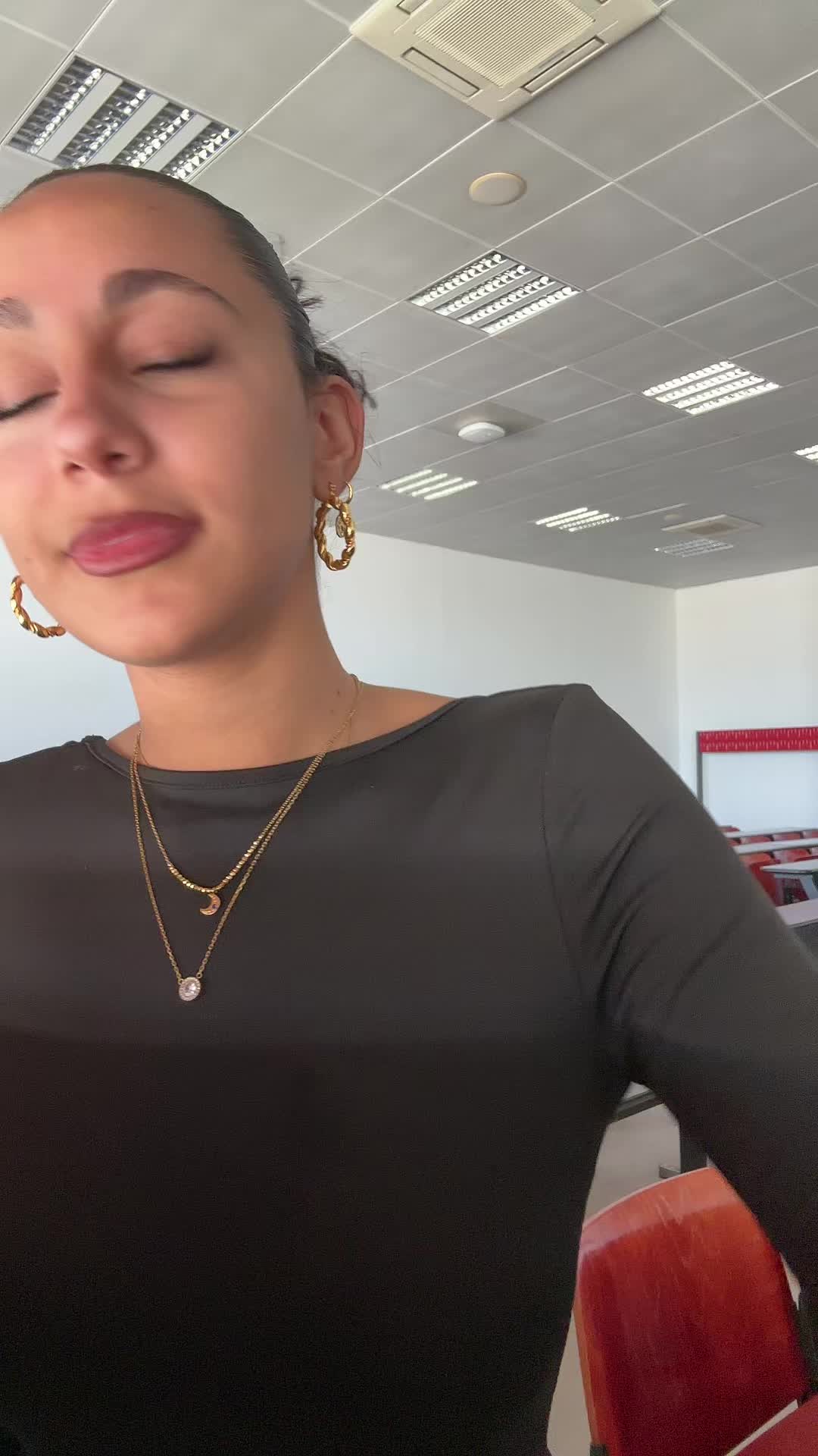 @zamyra🇨🇺