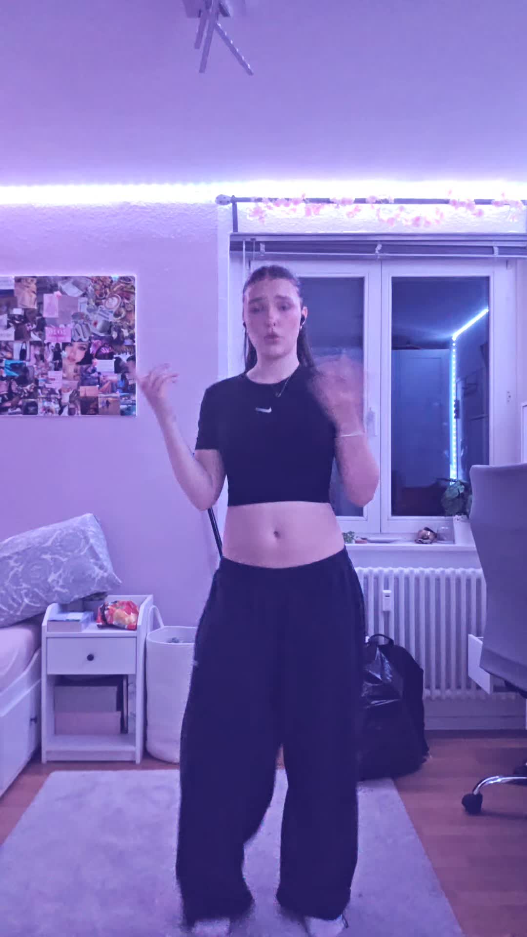 @𝓢𝓸𝓹𝓱𝓲𝓮.𝓫𝓵𝓷