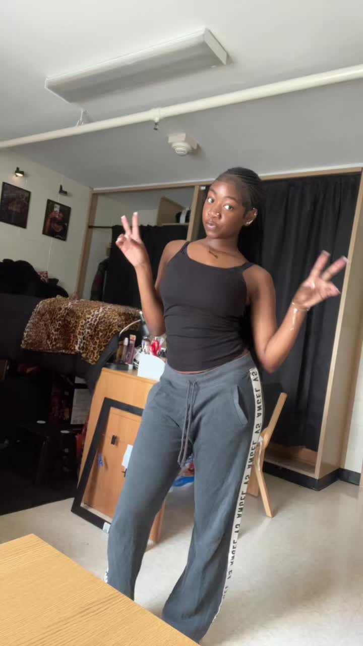 @𝑒𝓋𝑒𝓇𝓎💋𝒷𝑒𝑔𝒾𝓃𝓌𝒾𝓉𝒦