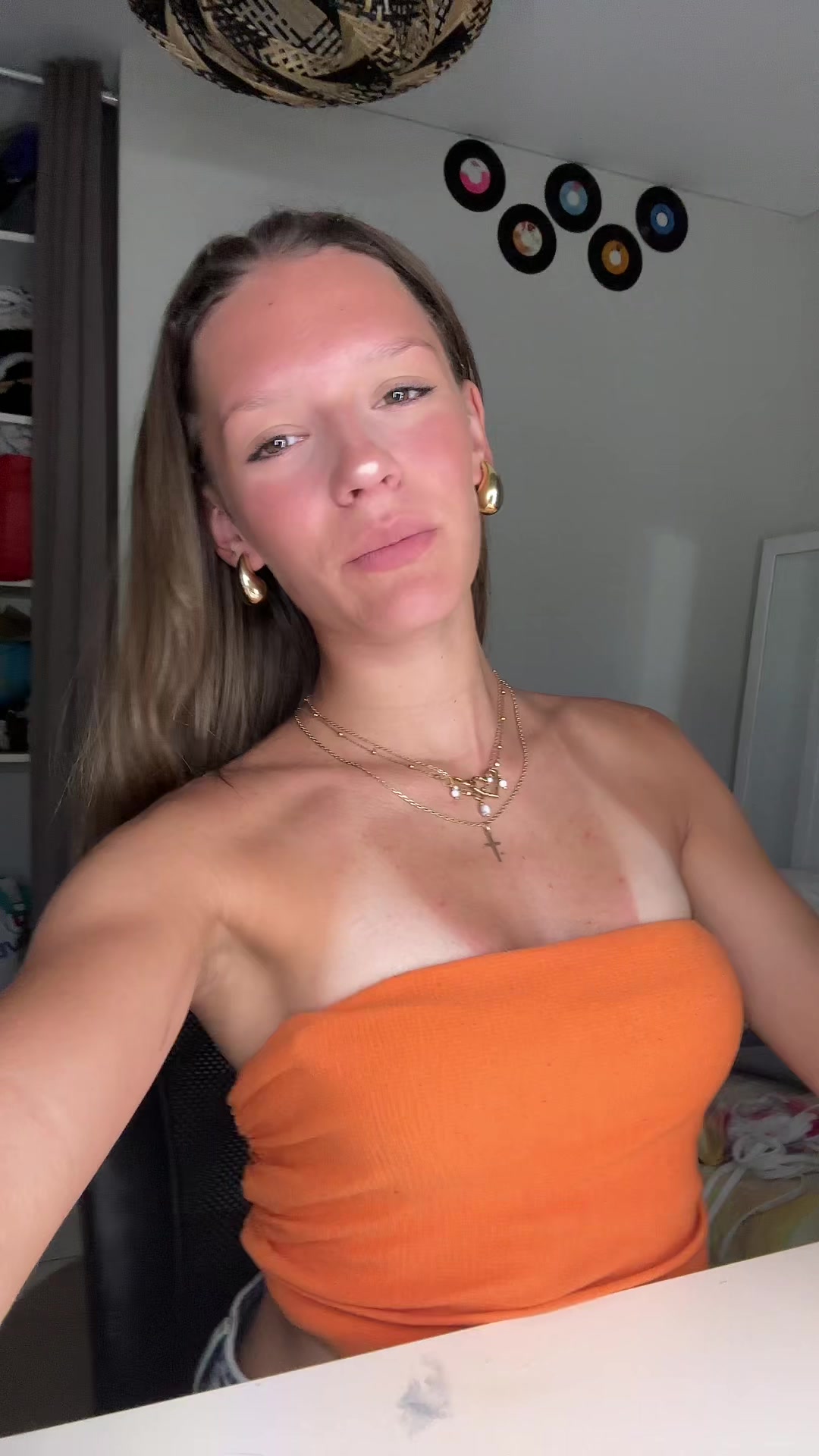 @No&eacute;lie