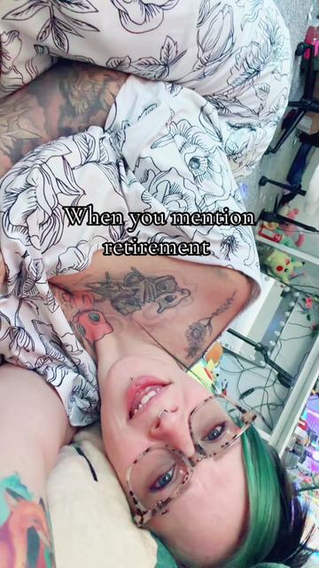 @✨🤷🏼♀️