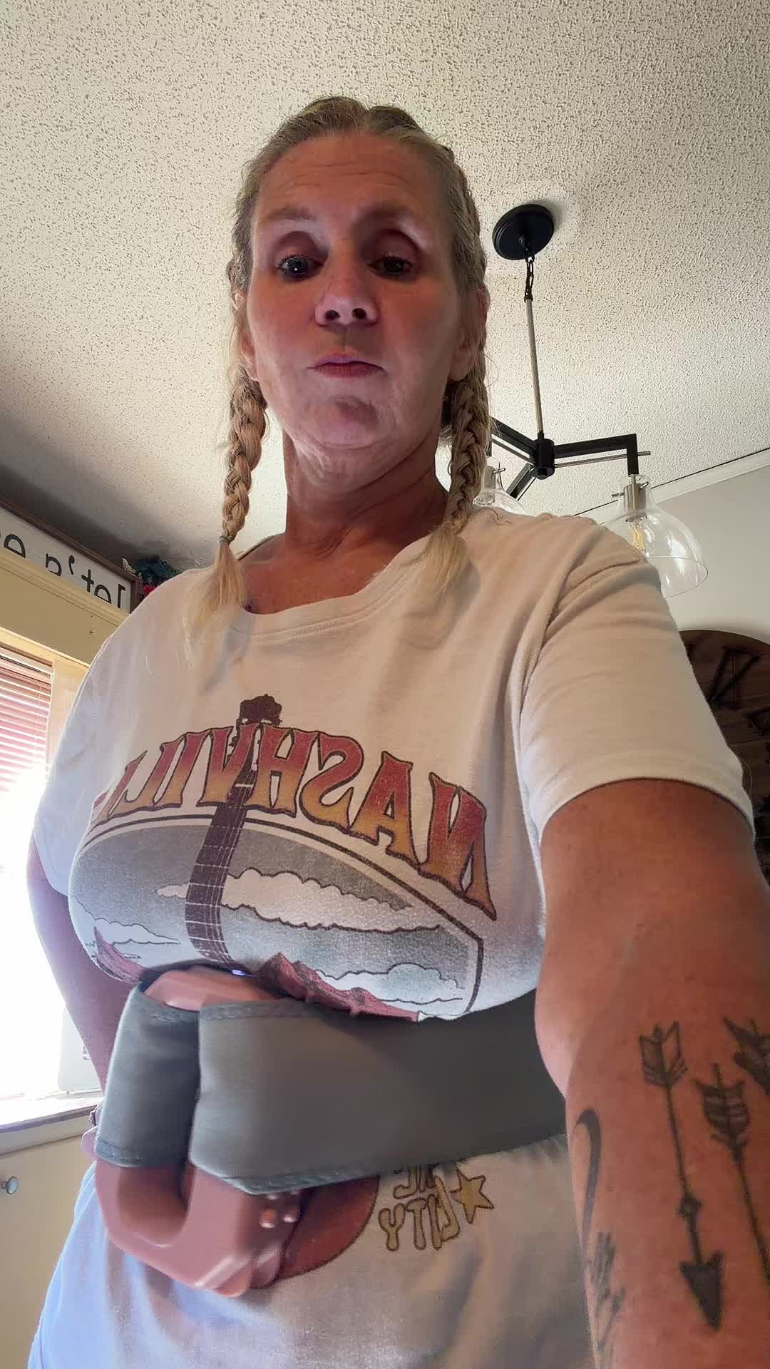 @AuntBoogie76