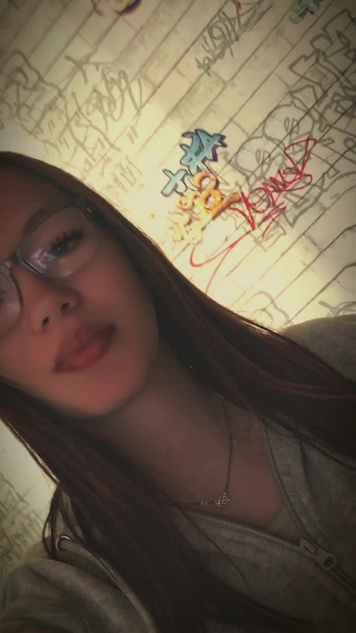 @y0urfavkimi_ brb