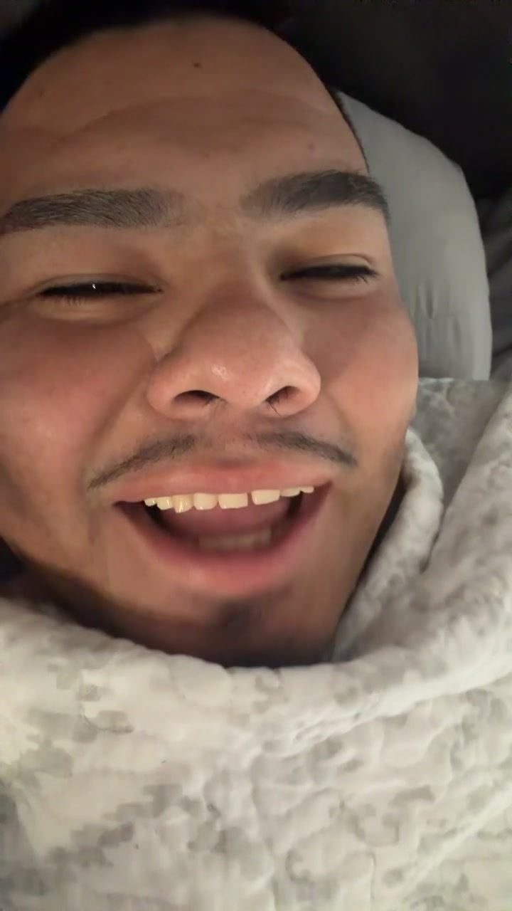 @DoKnows_