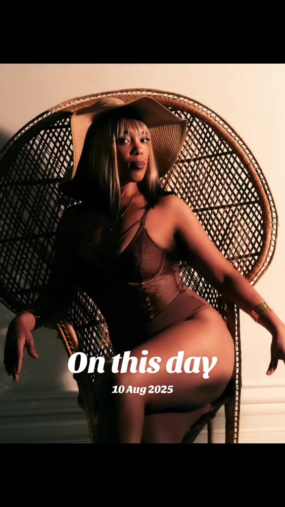 @ThatCapsyChic🇬🇧❤️🇿🇦