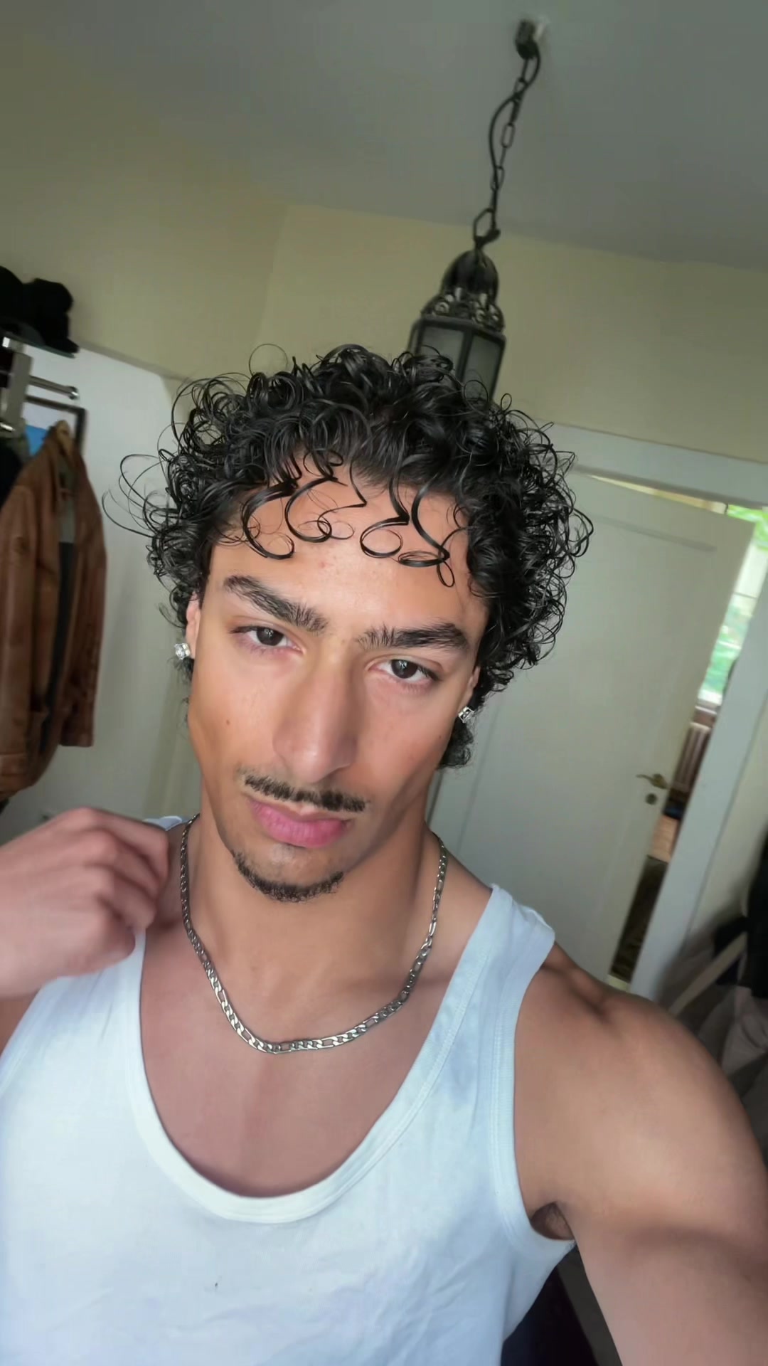 @Julianchriz𒉭