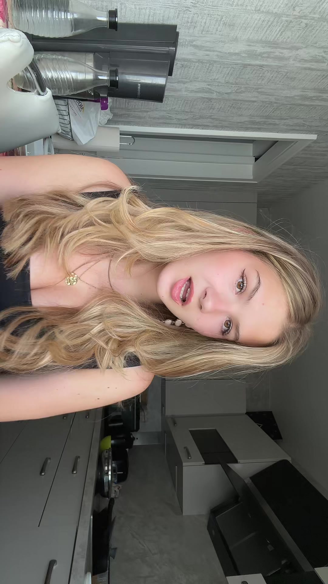 @lara_hrs