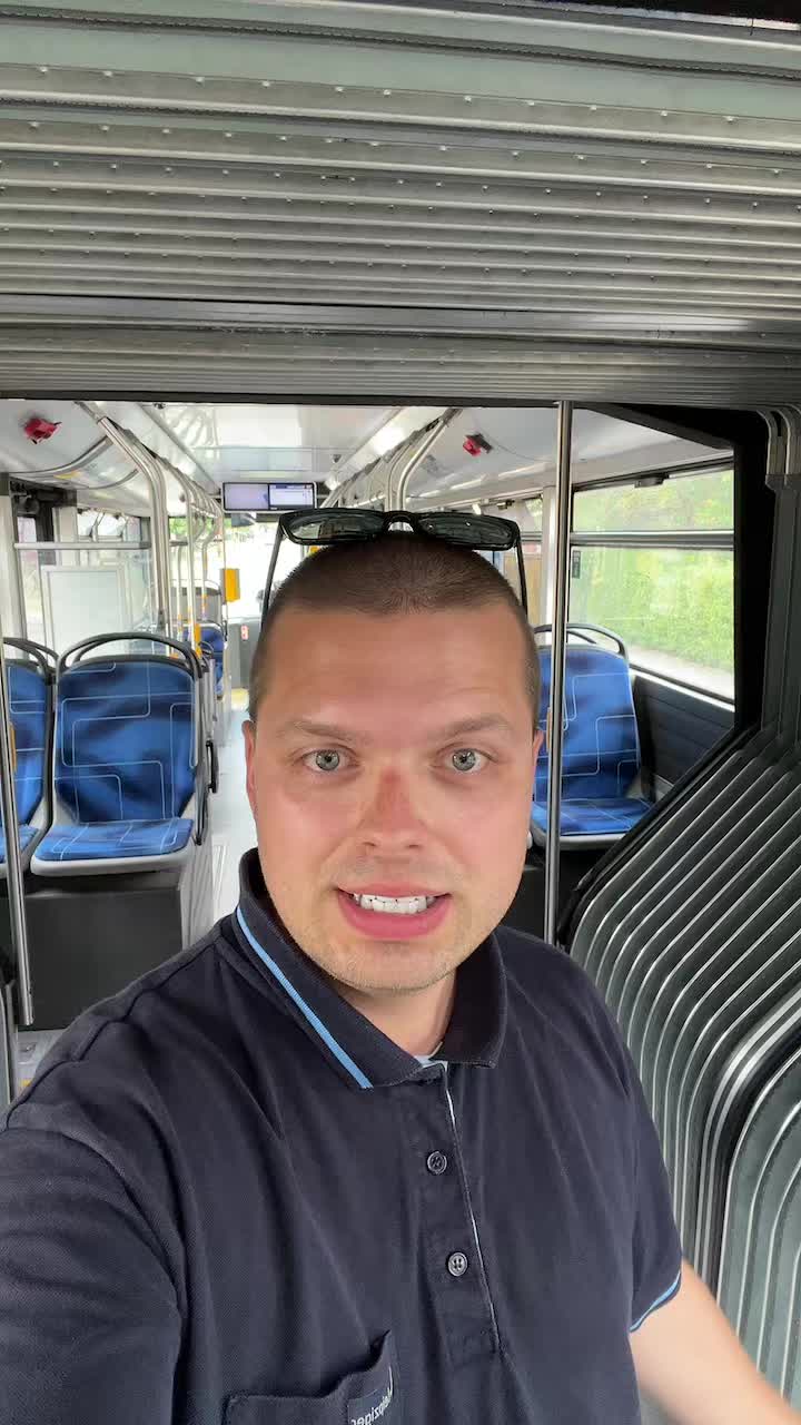 @Busbahnfabi