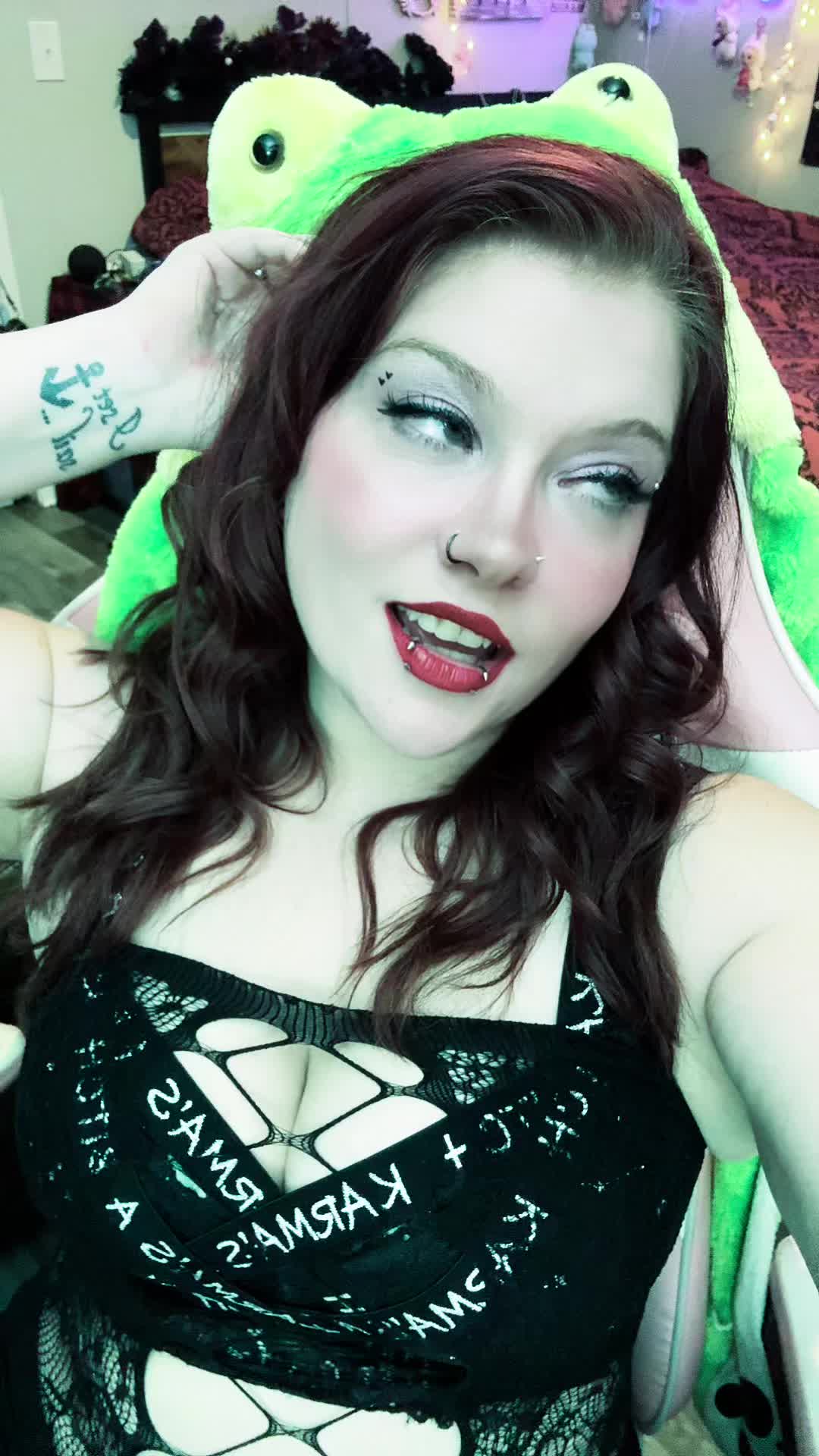 @KittyGangGangxX