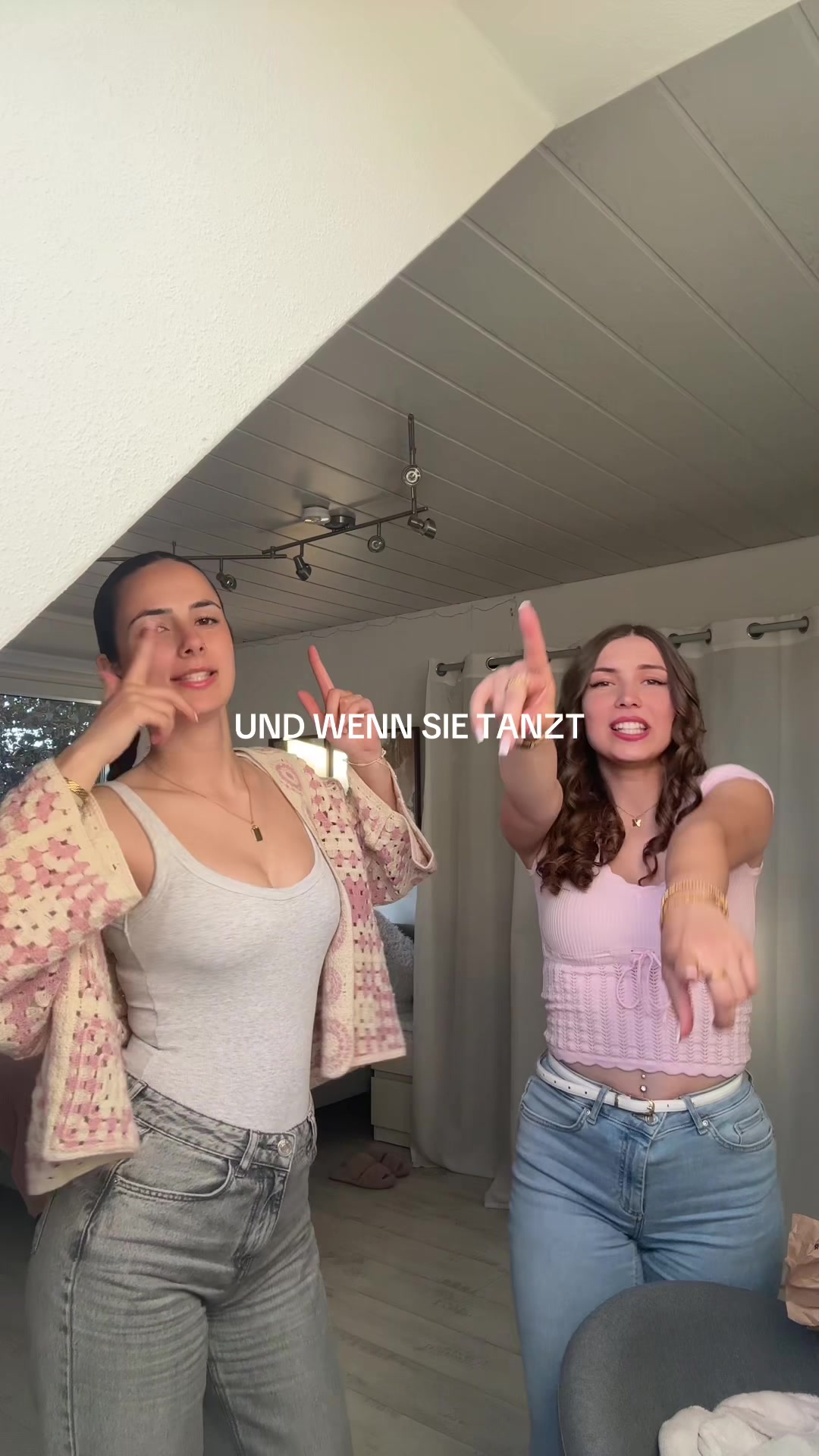 @larissa