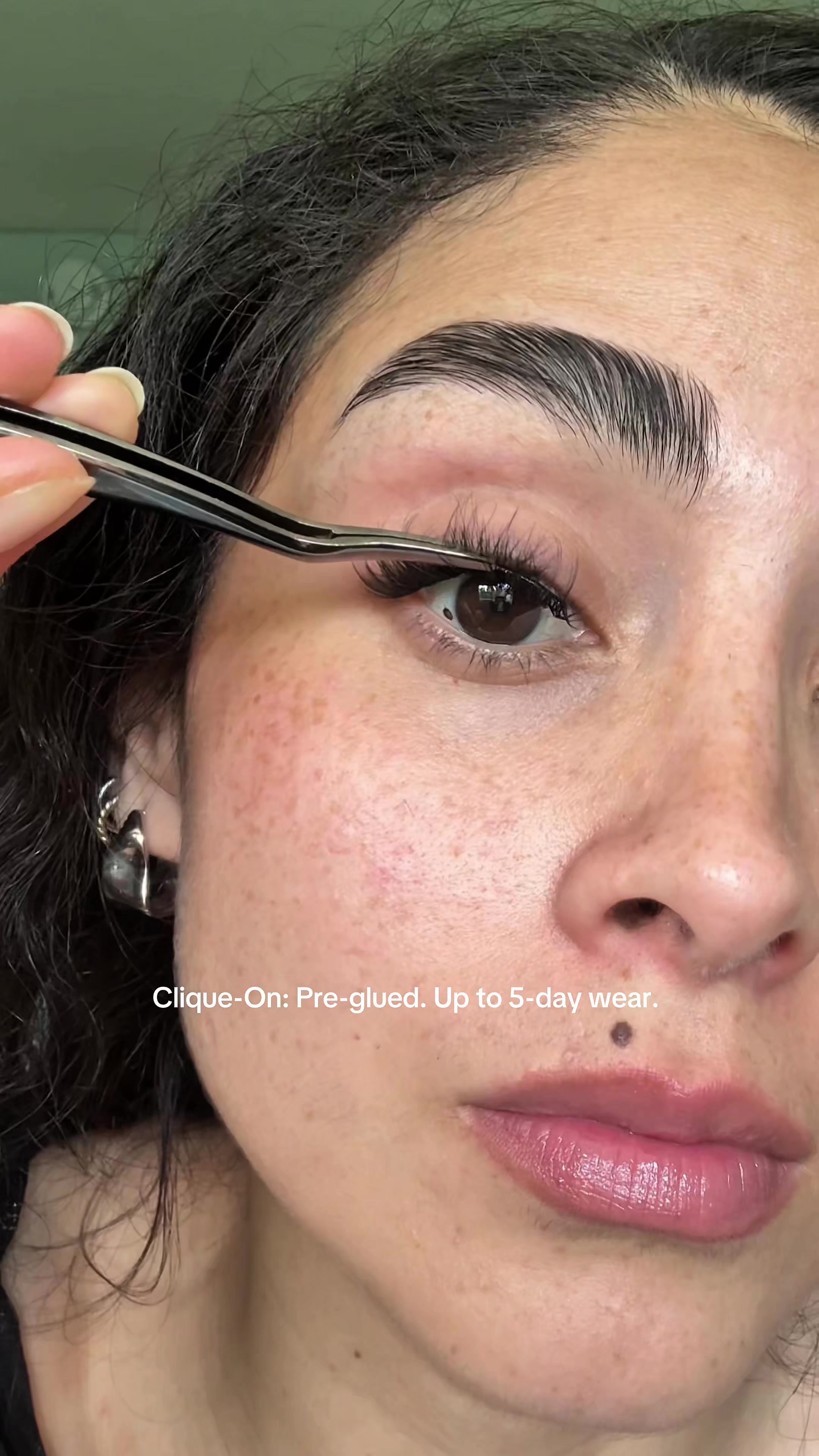 @Clique Lashes And Beauty