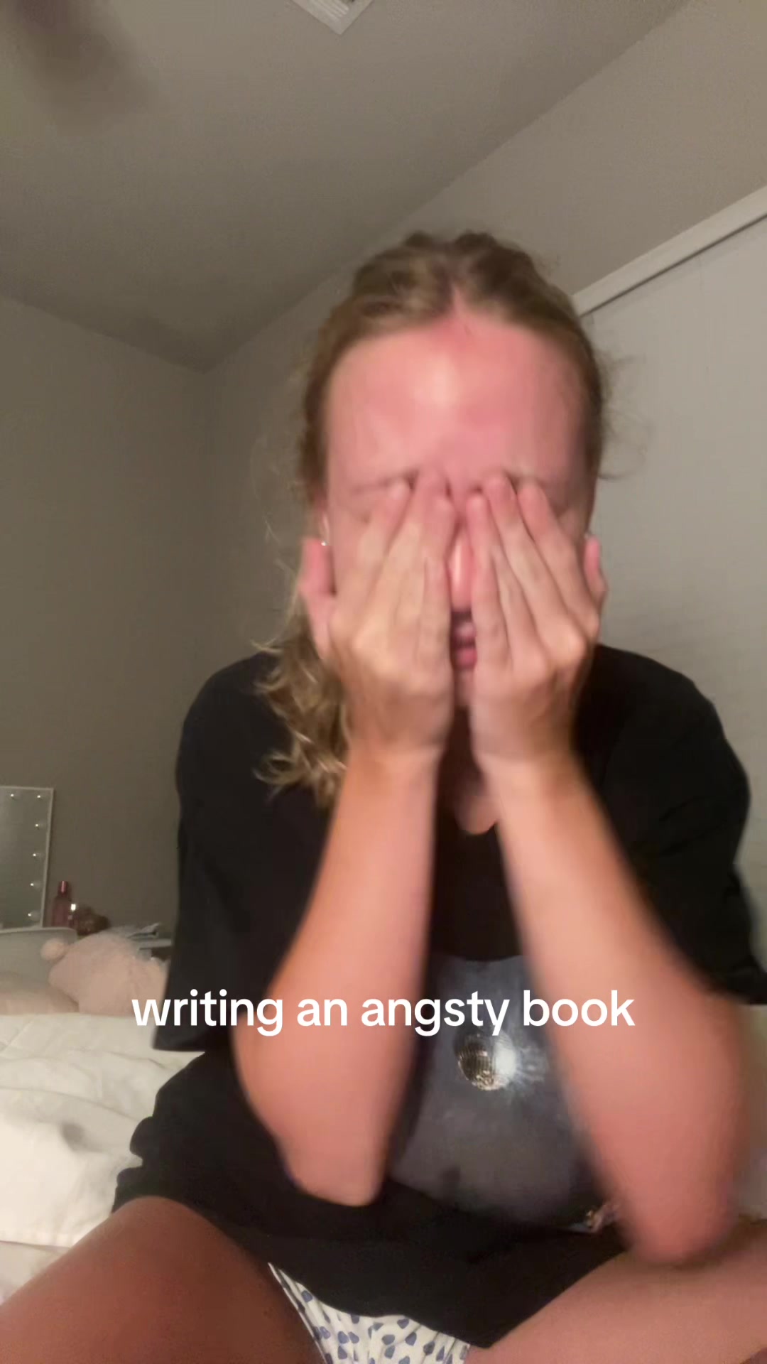 @Analyn