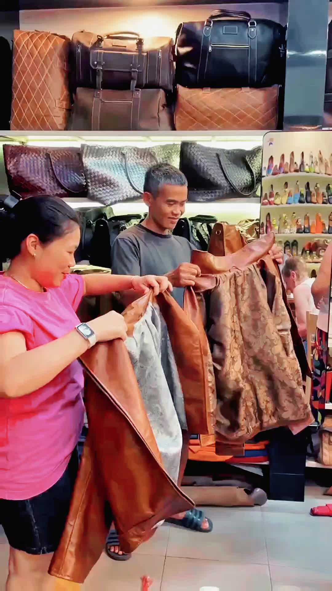 @RUBYRUBYleathershop - Hội An