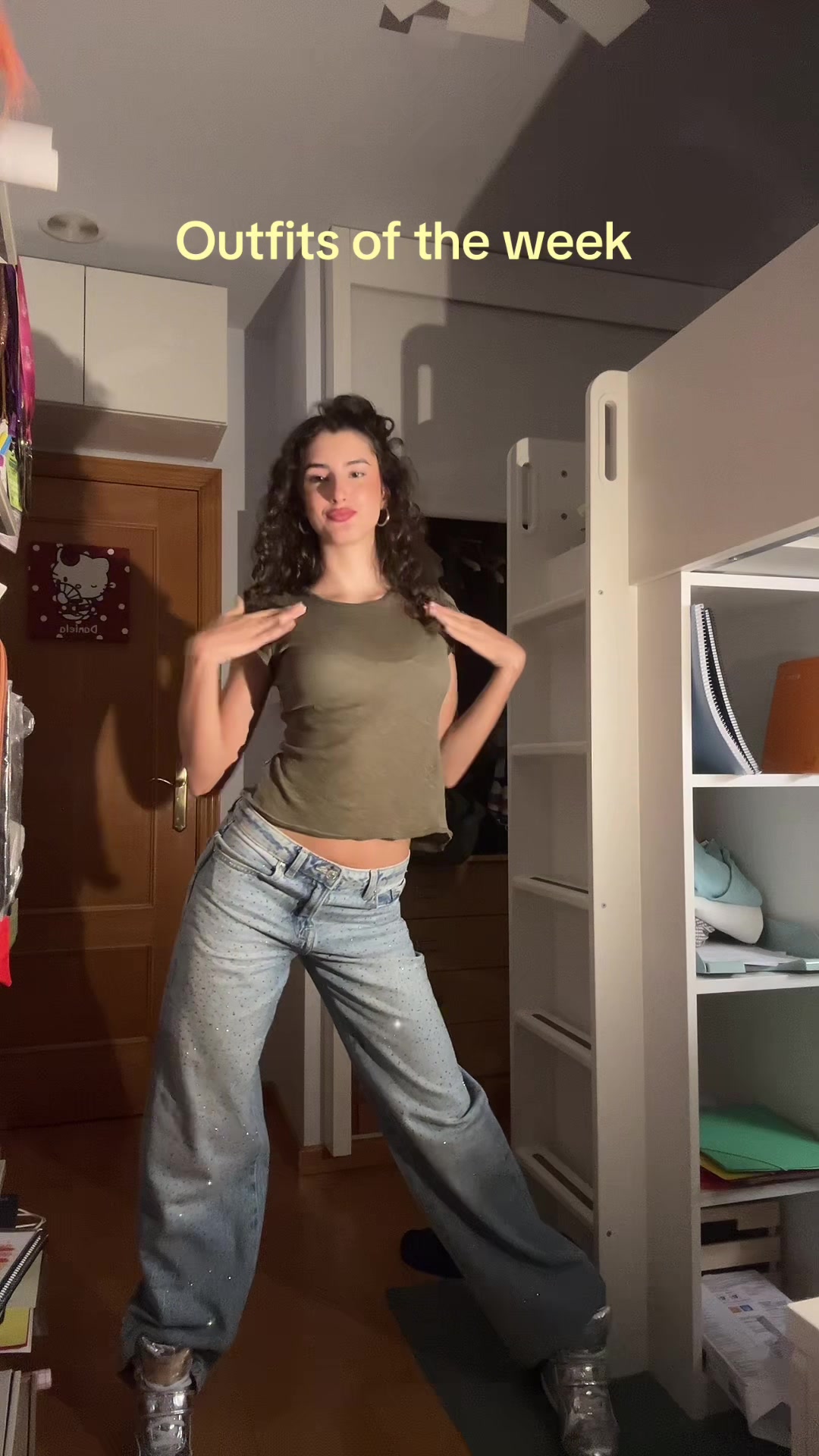 @danielatorro