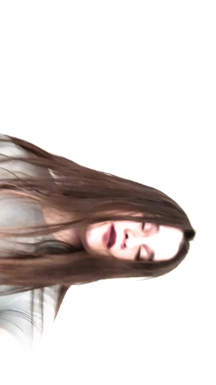@elliskas20