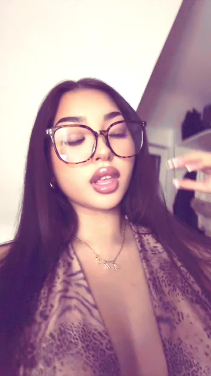 @🍒ri
