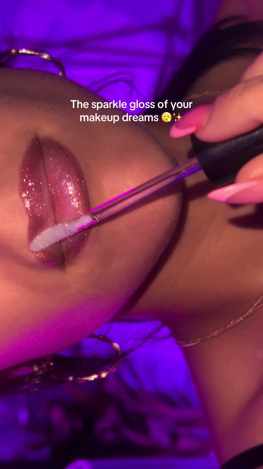 @Queencosmetics